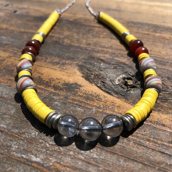 Short Yellow Tribal Quartz Necklace - Picture 5 of 5